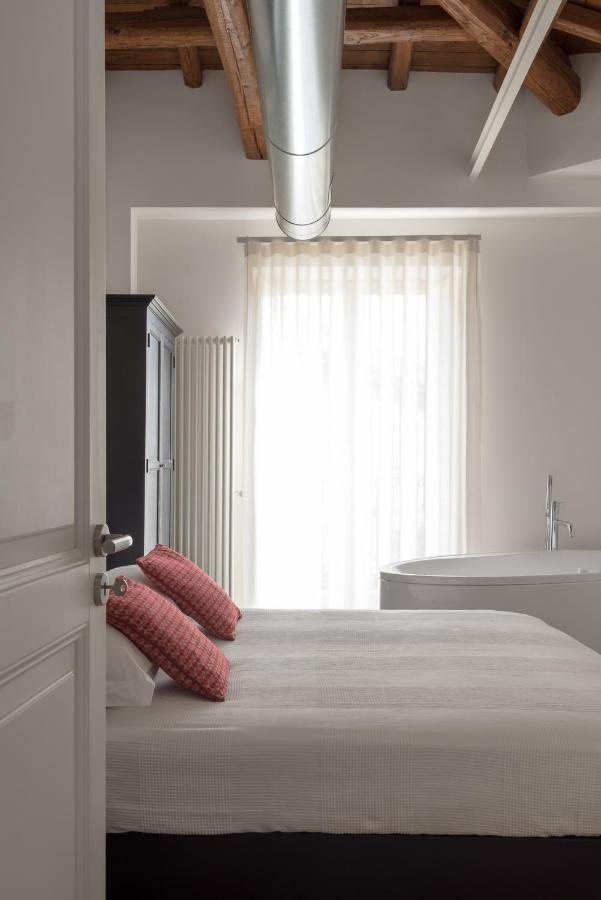The Silver Lava - A Luxury Boutique Apartment Aeroporto di Catania Fontana Rossa Esterno foto